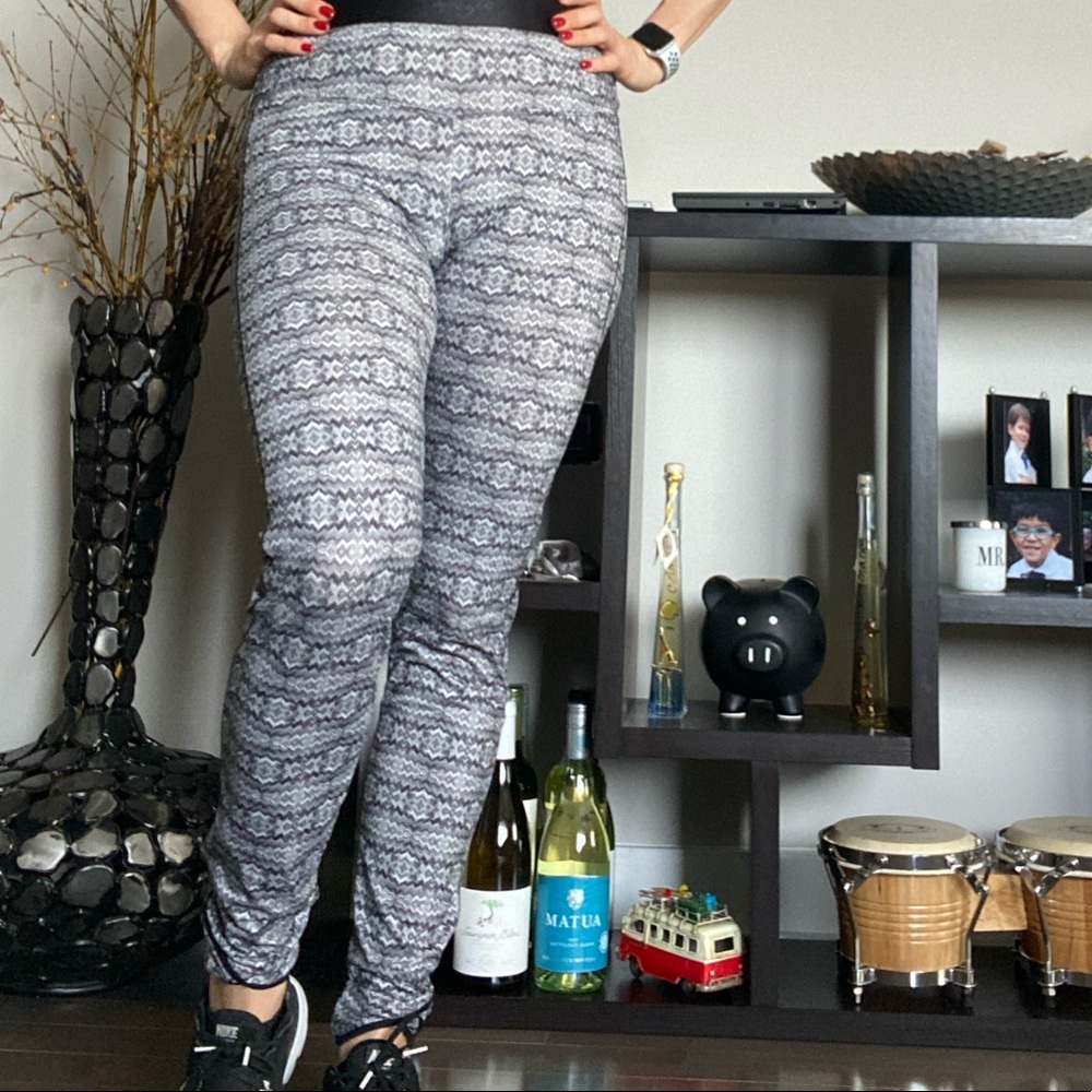 Studio Capezio dancing leggings